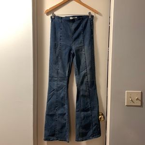 We the Free Size 27 pull on flare jeans